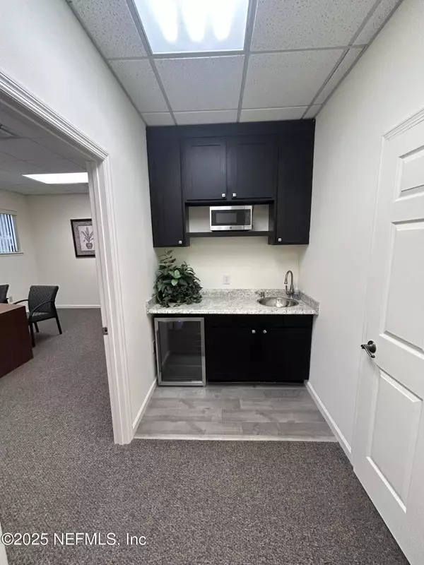 Jacksonville, FL 32216,4540 SOUTHSIDE BLVD #603 & 604