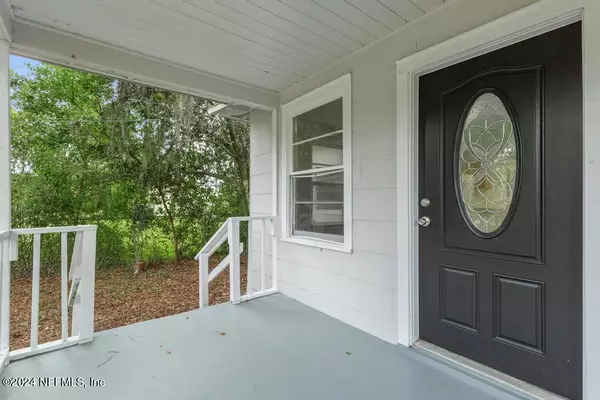Jacksonville, FL 32218,3046 BESSENT RD