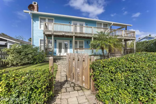 Neptune Beach, FL 32266,214 DAVIS ST