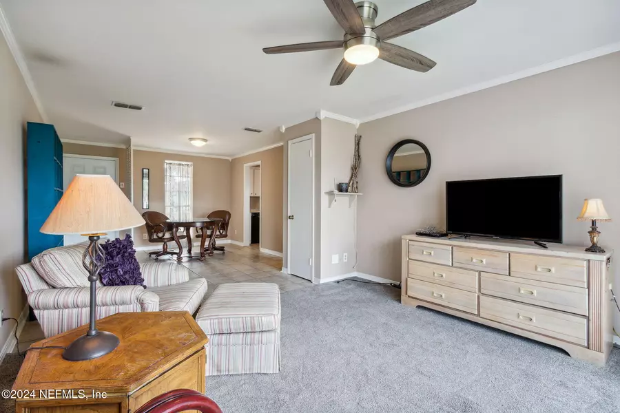 7341 EL OCHO RD #7, Jacksonville, FL 32216