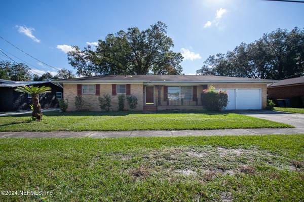 8348 SANLANDO AVE, Jacksonville, FL 32211