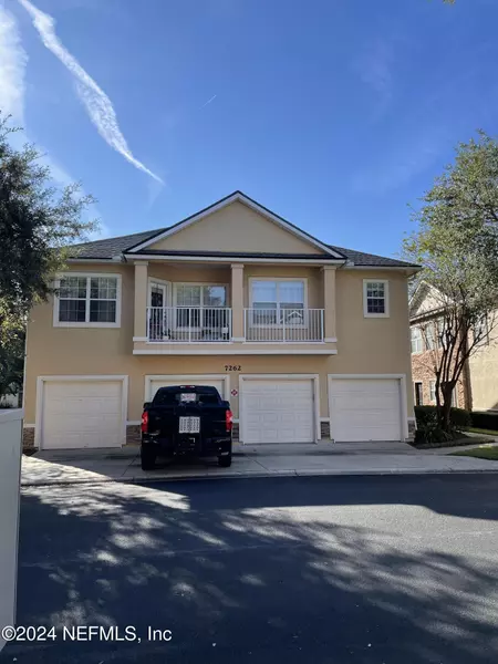 7262 DEERFOOT POINT CIR #2-3, Jacksonville, FL 32256