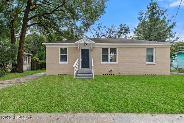 928 BRANDYWINE ST, Jacksonville, FL 32208