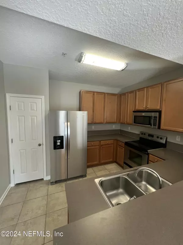 Fleming Island, FL 32003,2200 MARSH HAWK LN #604