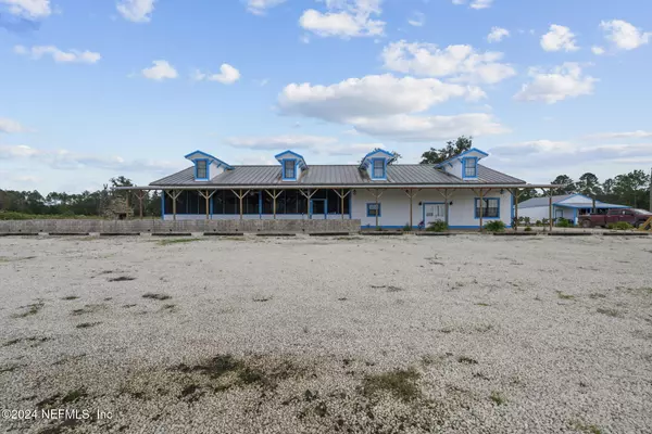 East Palatka, FL 32131,234 CRACKER SWAMP DIRT RD