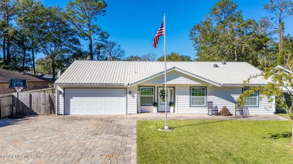 6064 PINE AVE, Fleming Island, FL 32003