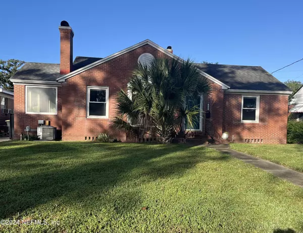 2166 TRAYMORE RD, Jacksonville, FL 32207