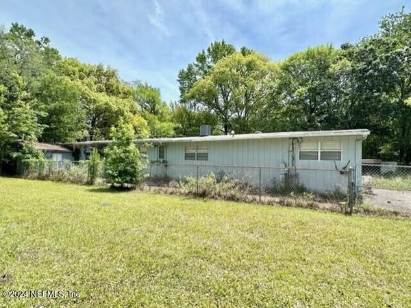 3547 RING LN, Jacksonville, FL 32207