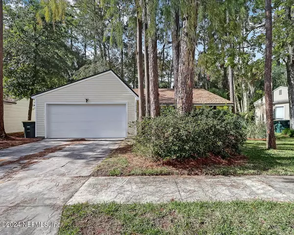 Jacksonville, FL 32257,10228 PINE BREEZE RD W