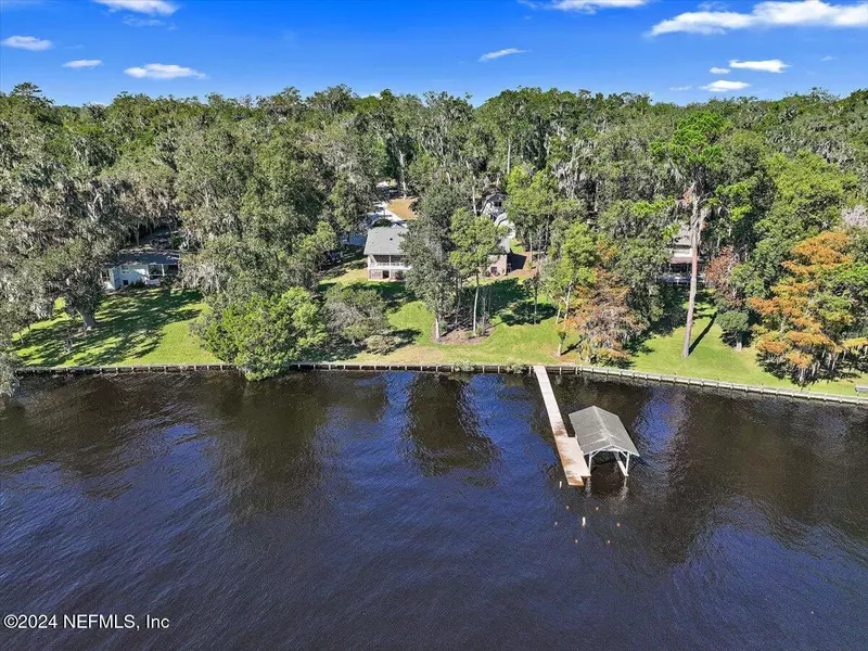 3065 DOCTORS LAKE DR, Orange Park, FL 32073