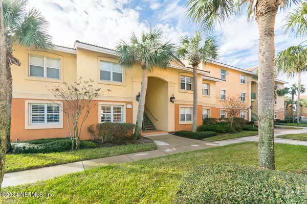 102 LAGUNA VILLAS BLVD #H11, Jacksonville Beach, FL 32250