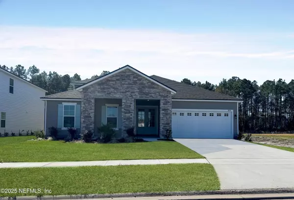 3676 AMERICANA DR, Green Cove Springs, FL 32043