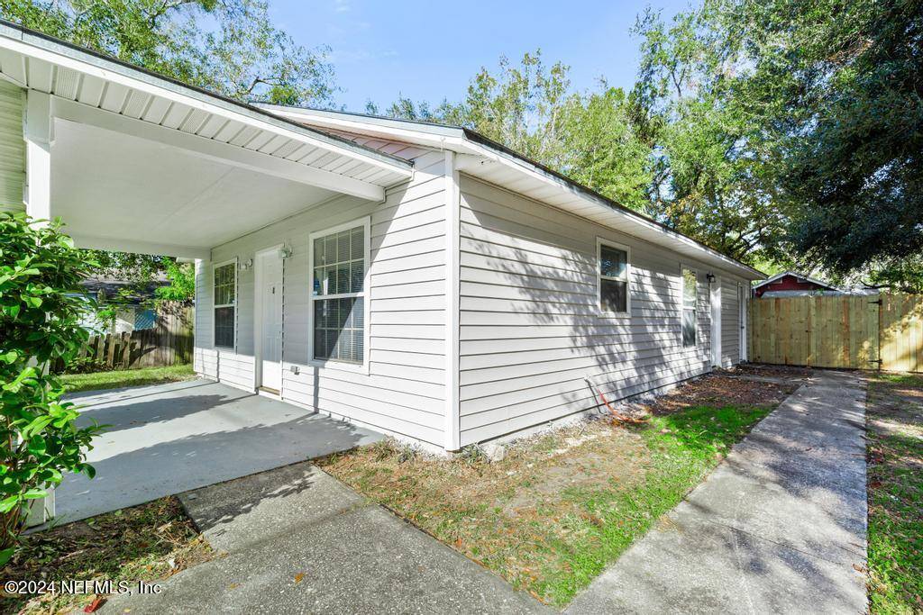 Jacksonville, FL 32209,2075 TUSKEGEE RD