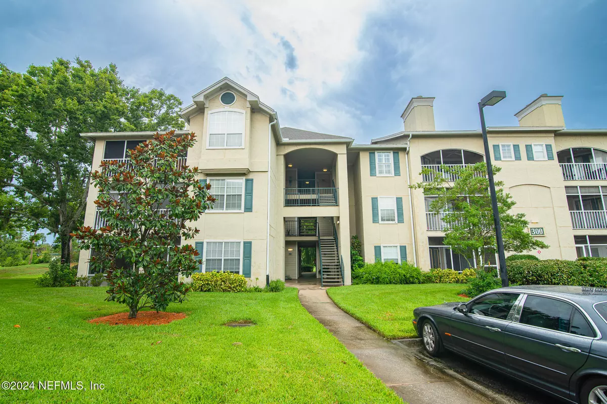 Ponte Vedra Beach, FL 32082,300 SANDIRON CIR #333