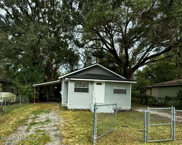 2585 BROADWAY AVE, Jacksonville, FL 32254