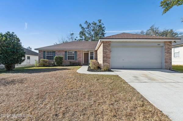 3057 HICKORY GLEN DR, Orange Park, FL 32065