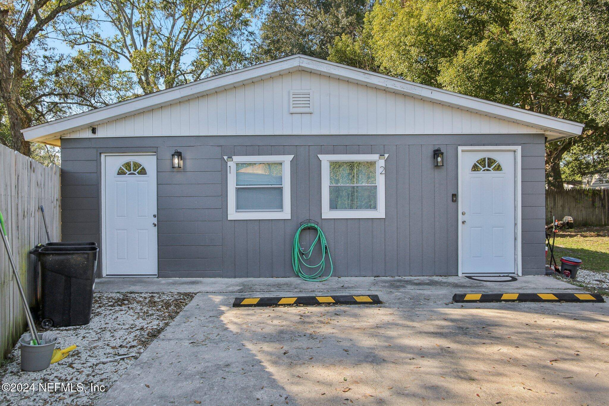 Jacksonville, FL 32207,3730 ABBY LN