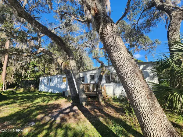 117 LUNKER LODGE RD, Georgetown, FL 32139