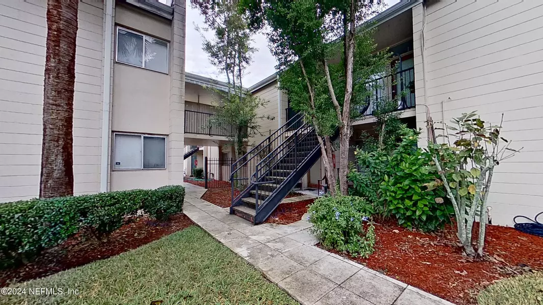 2043 DUNSFORD TER #10, Jacksonville, FL 32207