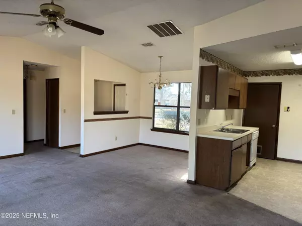 Jacksonville, FL 32244,8129 SETTLERS LANDING TRL N