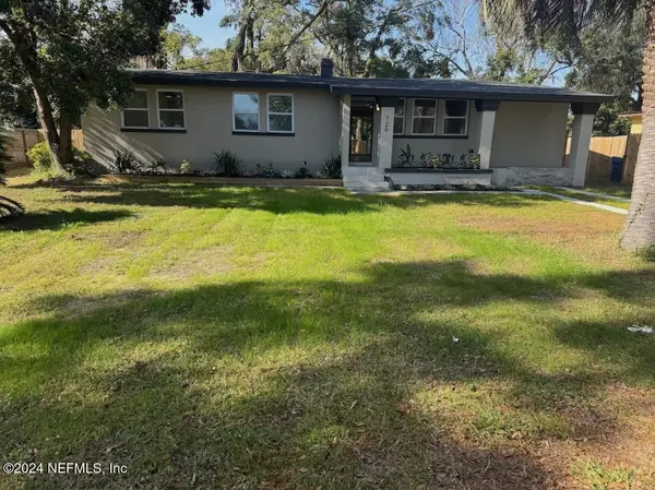 726 MICKLER RD, Jacksonville, FL 32211