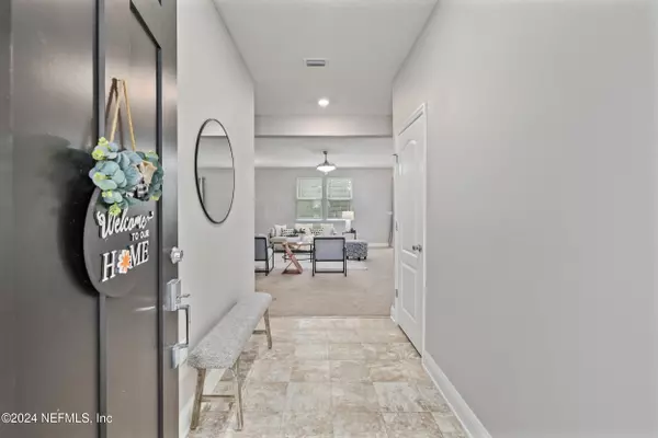 Jacksonville, FL 32221,8124 FOURAKER FOREST RD