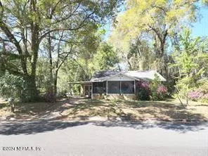 2202 NW 10TH ST, Gainesville, FL 32609