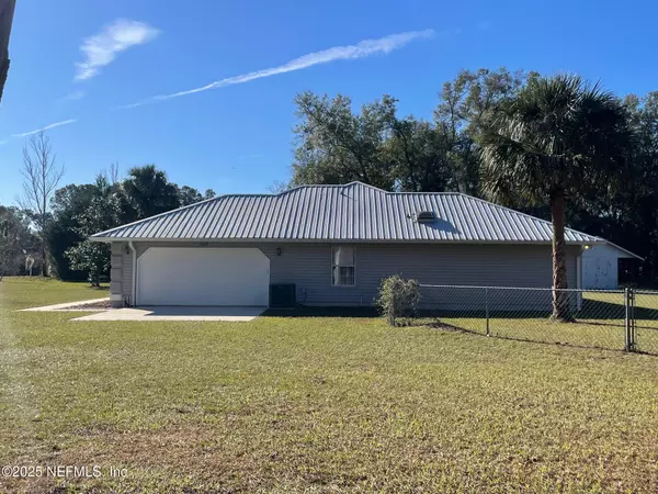 Interlachen, FL 32148,1055 OLD GAINESVILLE HWY