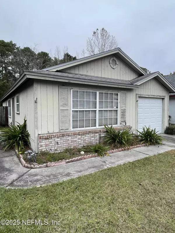 1295 INDEPENDENCE DR, Orange Park, FL 32065