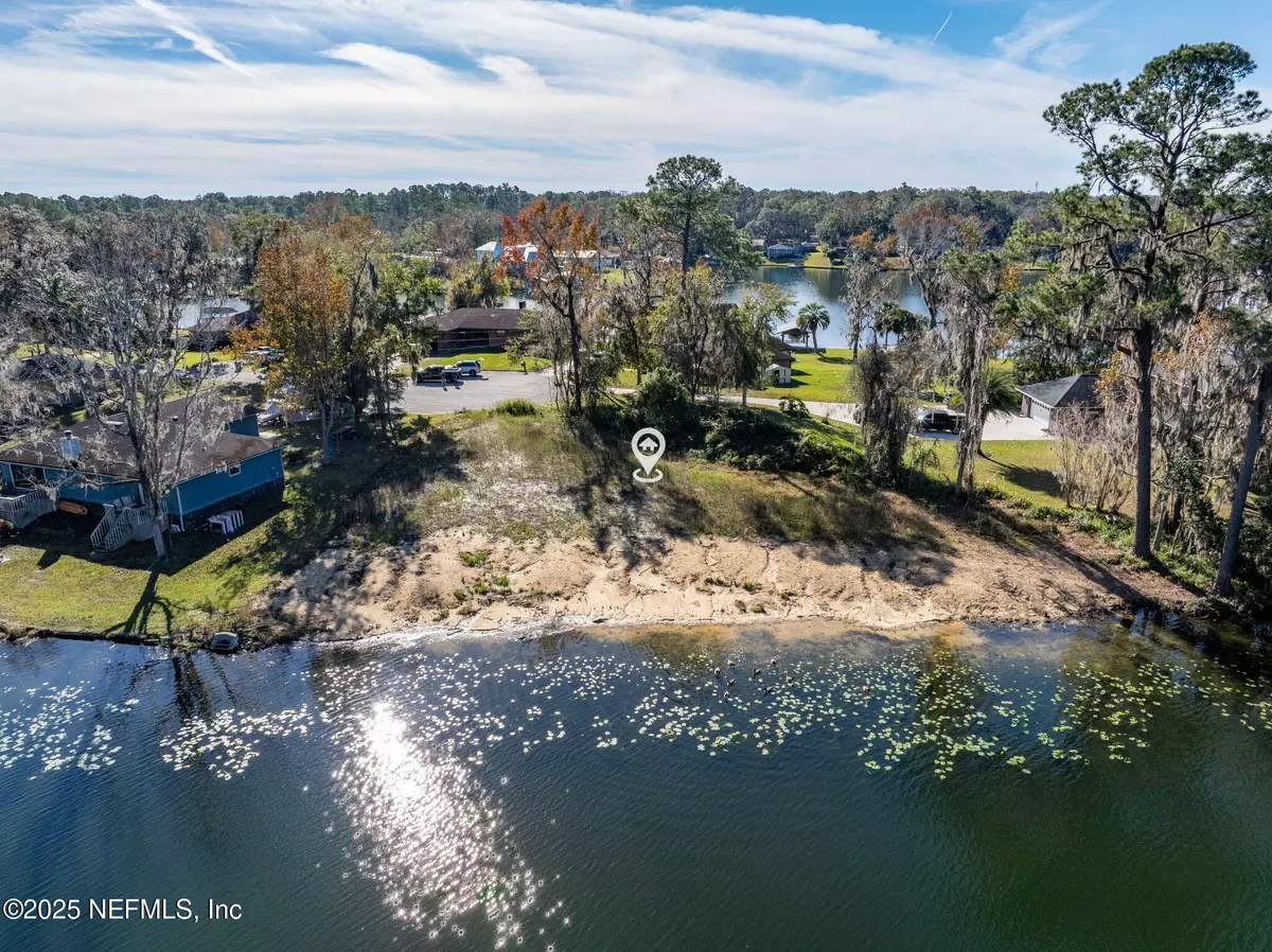 Green Cove Springs, FL 32043,275 CANDLER CT