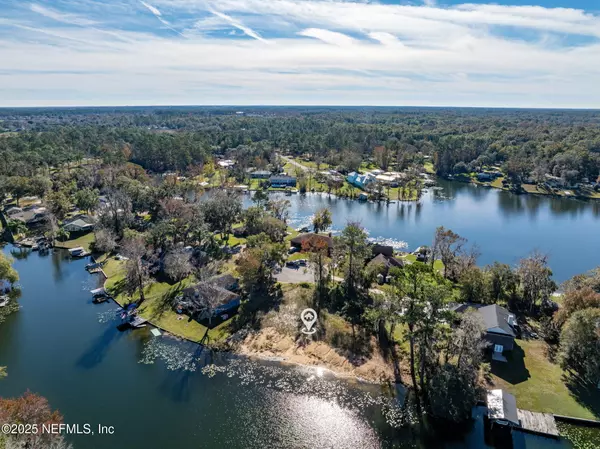 Green Cove Springs, FL 32043,275 CANDLER CT