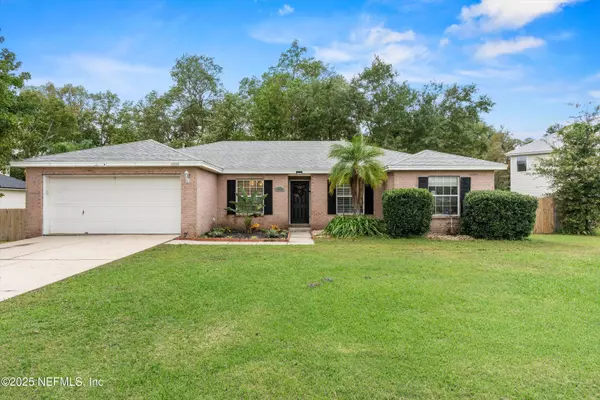 1390 LINDSEY CROSSING DR, Jacksonville, FL 32218