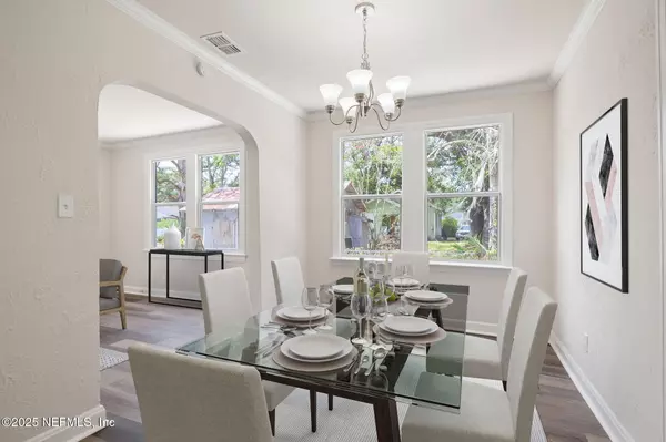 Jacksonville, FL 32254,845 SARANAC ST