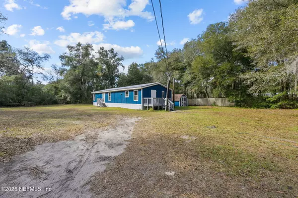 Satsuma, FL 32189,117 CHILTON PL