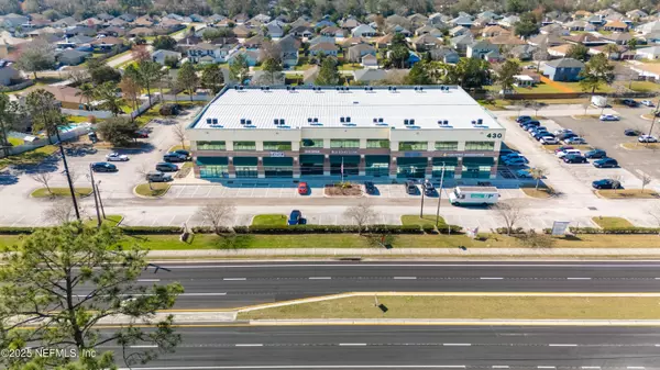 430 COLLEGE DR #200-218, Middleburg, FL 32068