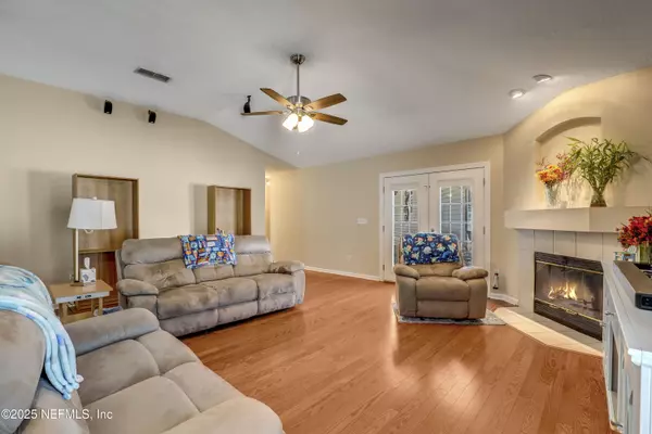 St. Johns, FL 32259,569 REDBERRY LN