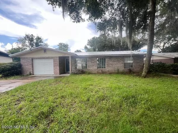 231 HOLLY LN, Palatka, FL 32177