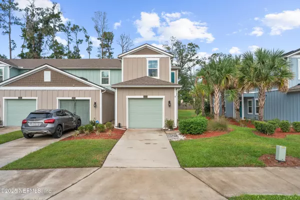 237 ARALIA LN, Jacksonville, FL 32216