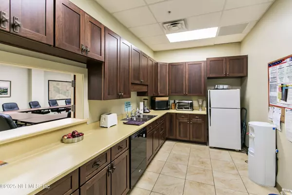 Jacksonville, FL 32206,1354 N LAURA ST