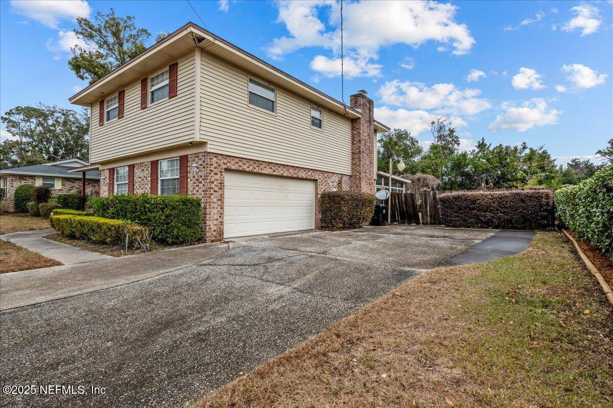 Orange Park, FL 32073,2871 BROOKWOOD RD