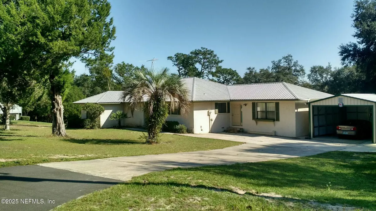 Melrose, FL 32666,135 ASHLEY LAKE DR