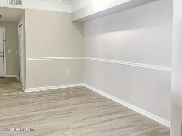 Jacksonville, FL 32216,8550 TOUCHTON RD #1623