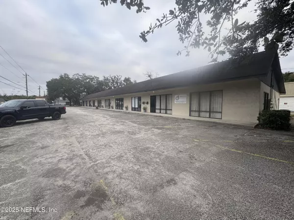 69 S DIXIE HWY #1, St Augustine, FL 32084