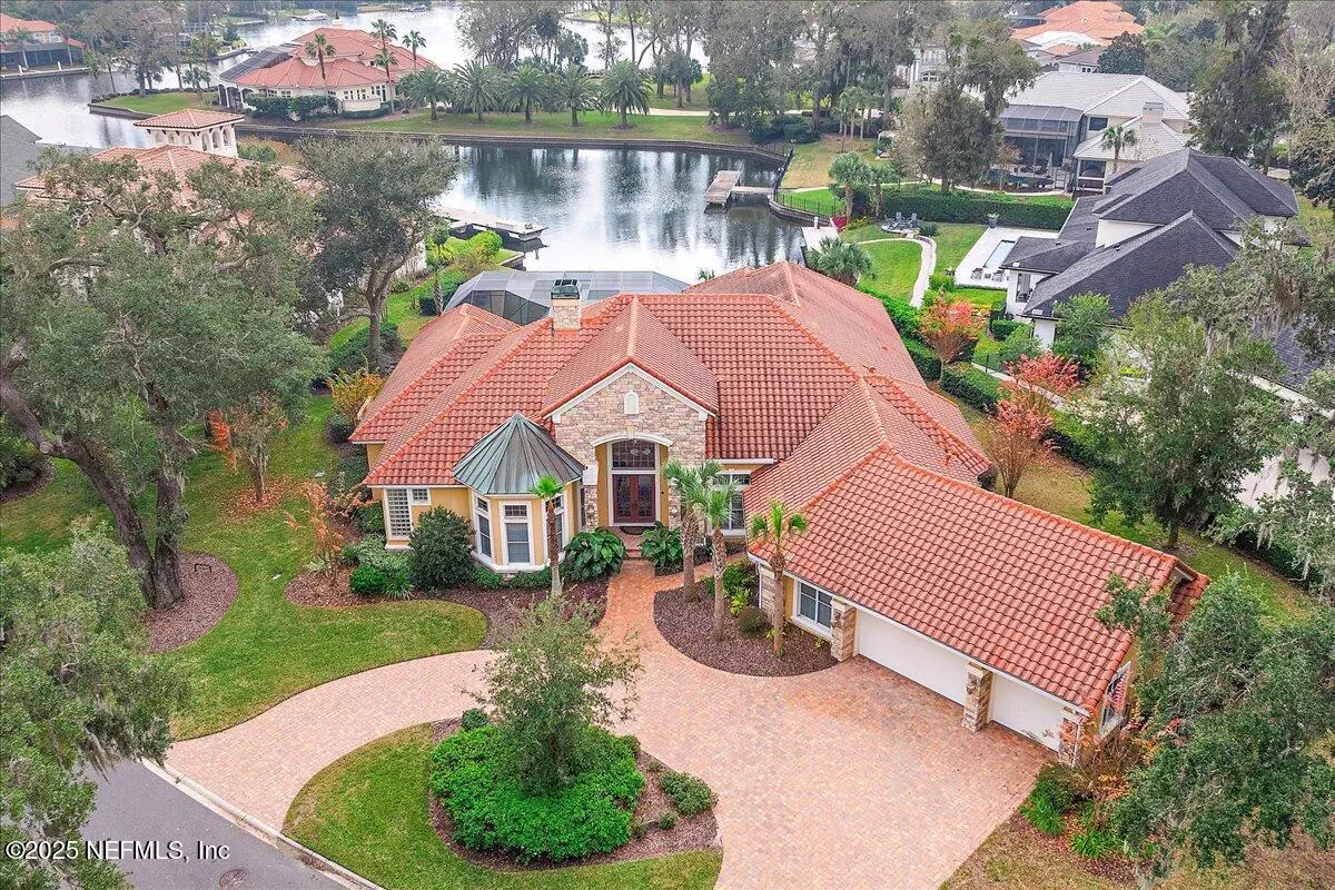 Jacksonville, FL 32225,1379 MOSS CREEK DR