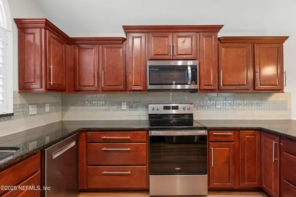 Jacksonville Beach, FL 32250,2919 MERRILL BLVD