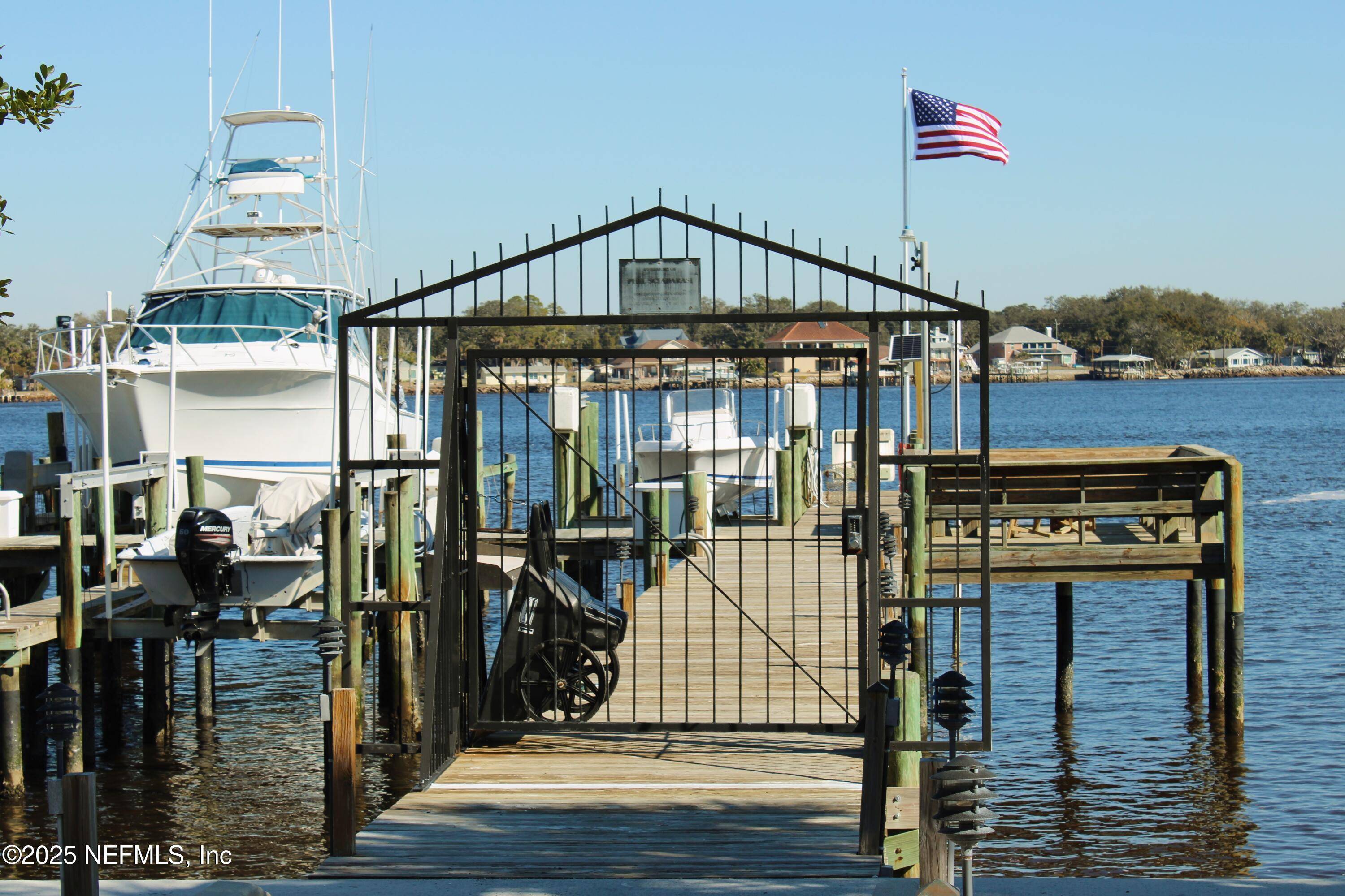 Jacksonville, FL 32225,0 MARINERS POINT  SLIP #29 DR