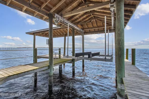 Orange Park, FL 32073,2703 HOLLY POINT RD E