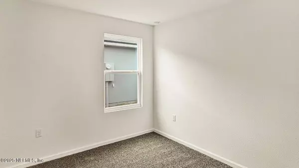 Jacksonville, FL 32218,4276 SAPGUM ST