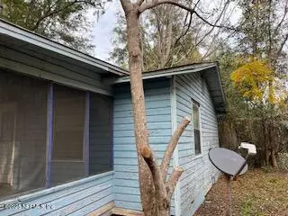 Palatka, FL 32177,113 ELIZABETH LN