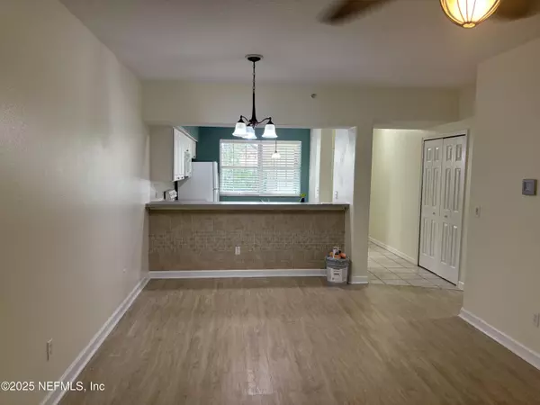 90 SAN JUAN DR #B103 Palm Coast, FL 32137